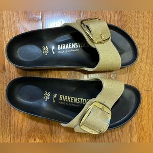 Birkenstock Madrid Big Buckle, Glitter Gold